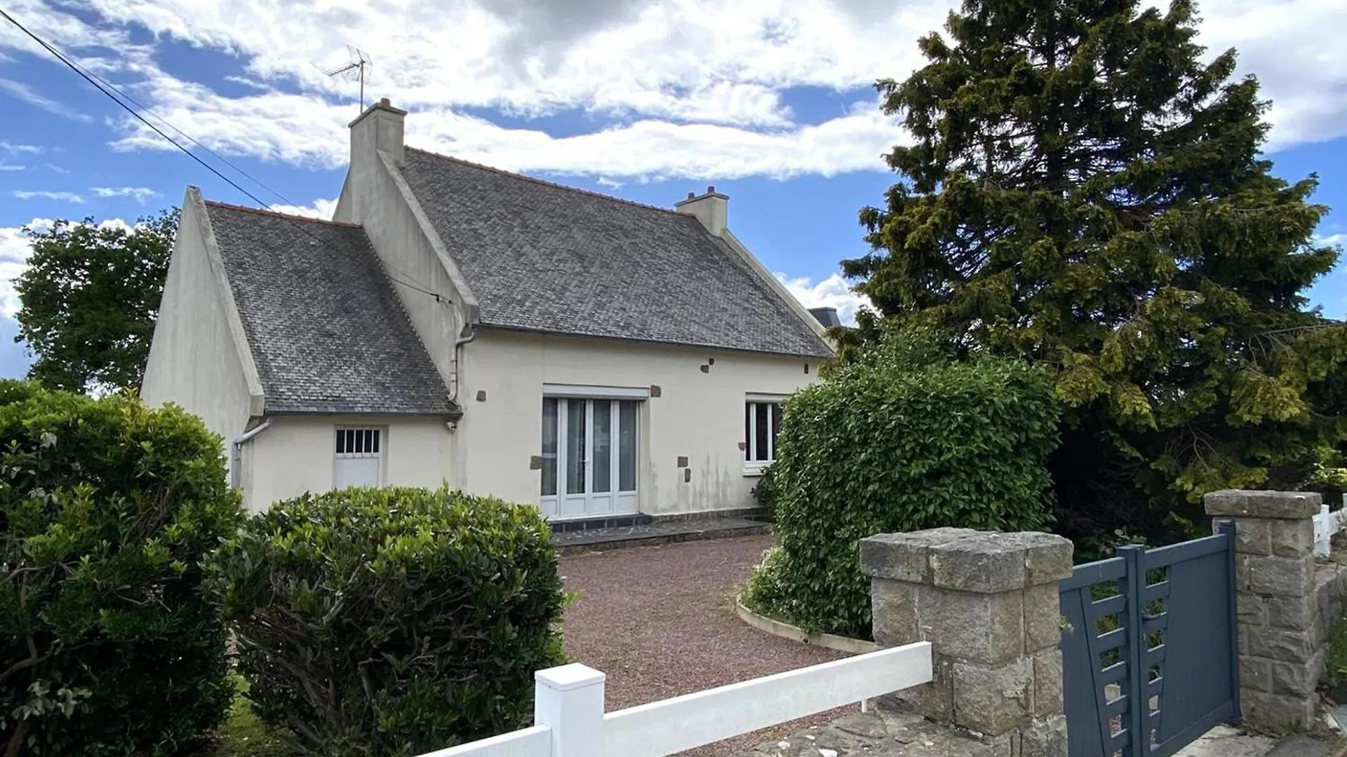 Prázdninový dům Charmante Maison Renovee A Trebeurden Avec Jardin Clos, Terrasse Et Parking, A 1Km De La Mer - Fr-1-368-423