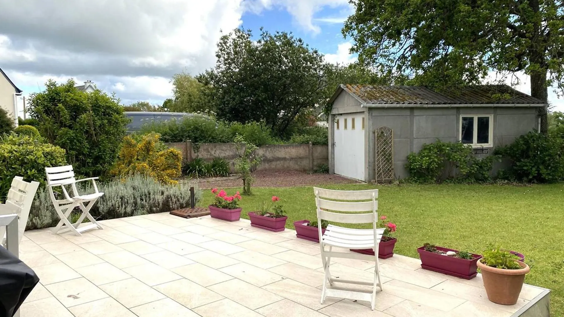 Charmante Maison Renovee A Trebeurden Avec Jardin Clos, Terrasse Et Parking, A 1Km De La Mer - Fr-1-368-423