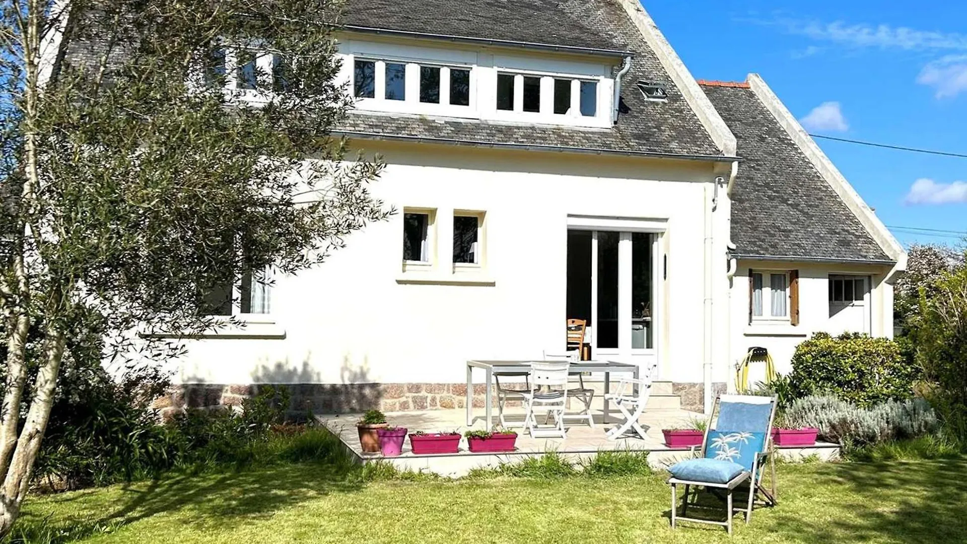 Charmante Maison Renovee A Trebeurden Avec Jardin Clos, Terrasse Et Parking, A 1Km De La Mer - Fr-1-368-423